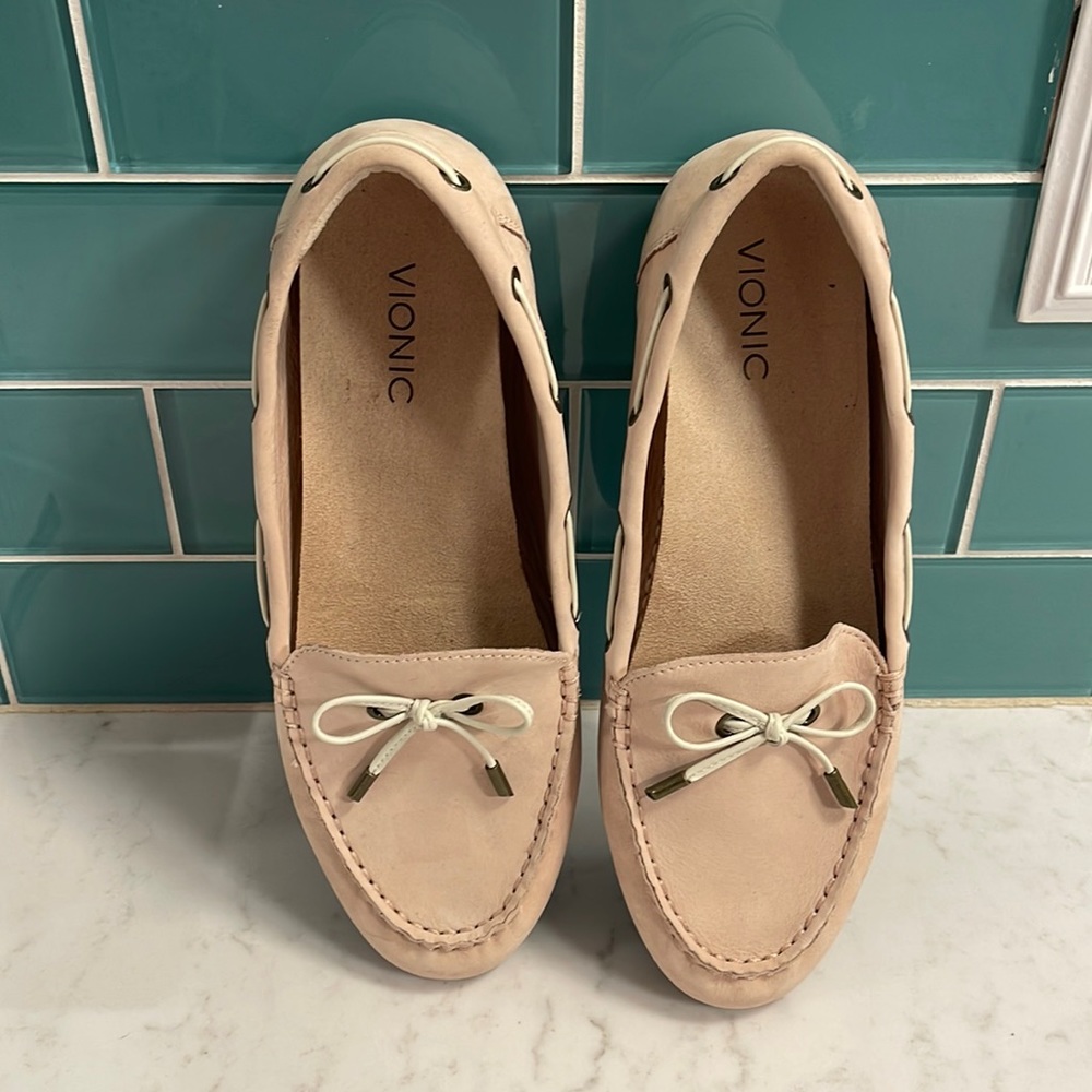 Vionic Womens Pink Bow Leather Honor Virginia Moccasins Leather 11 W PreOwned